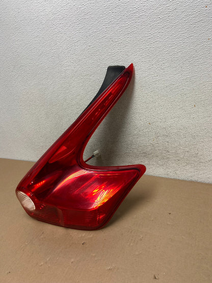 2011 to 2014 Nissan Juke Right Passenger RH Side Tail Light AG5720 DW1