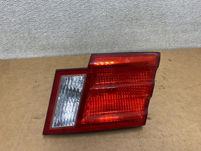 2001 2002 Kia Optima Right Passenger RH Side Inner Tail Light OEM x3848 DG0