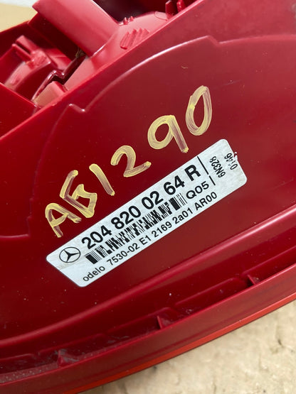 2008 - 2011 Mercedes C-Class Right Passenger RH LED Tail Light AG1290 LK8