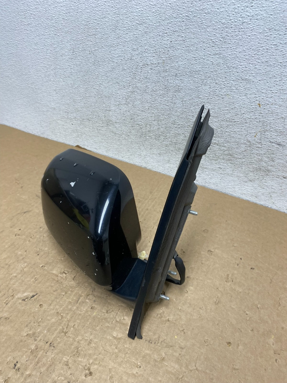 2011 to 2013 Honda Odyssey Right Passenger Door Mirrorr AF7981 DW1