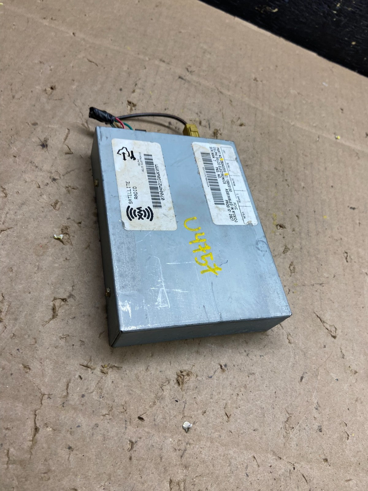 2007 - 2014 Chevrolet Tahoe GMC Yukon Radio Satellite Control Module U4757 DG3
