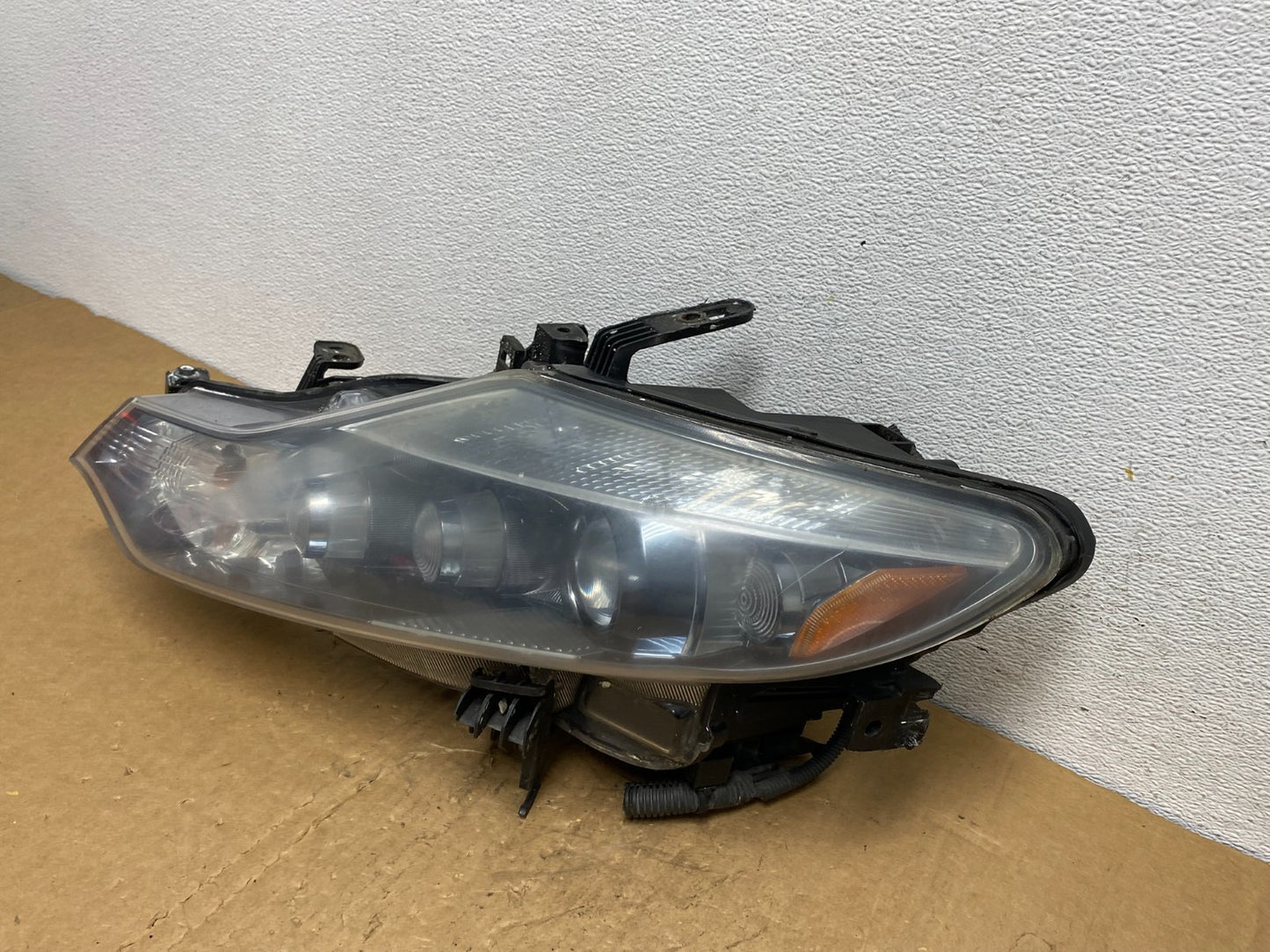 2011 to 2014 Nissan Murano Headlight Left Driver LH Side Xenon Hid AD1394 DW1