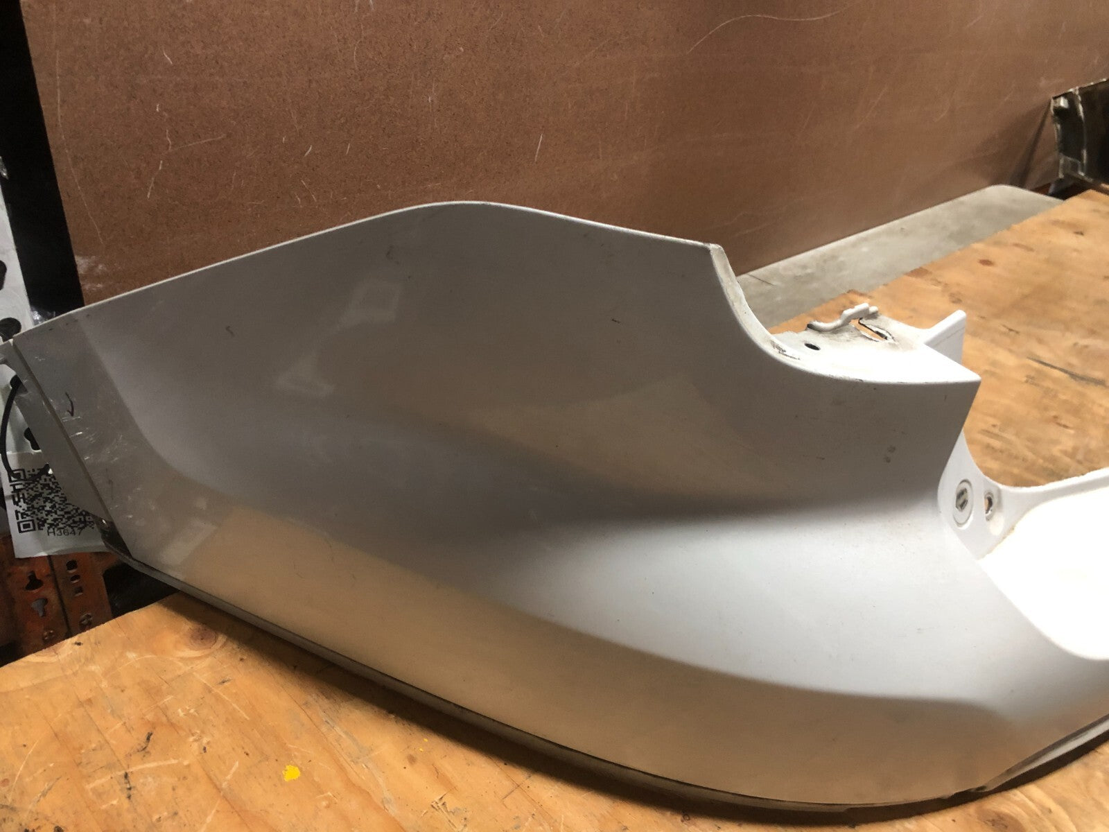 2013 to 2015 Ford Explorer Rear Upper Bumper Cover H36474