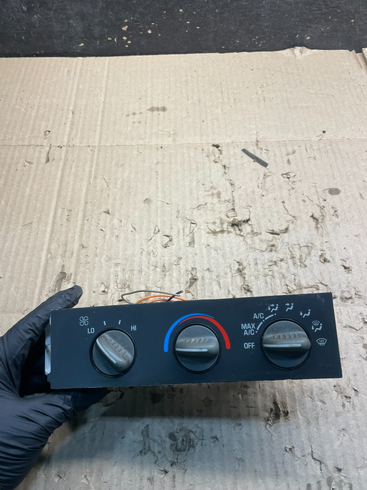 2001 - 2007 GMC Chevrolet Express 1500 Climate Control A/C X9993 DG0