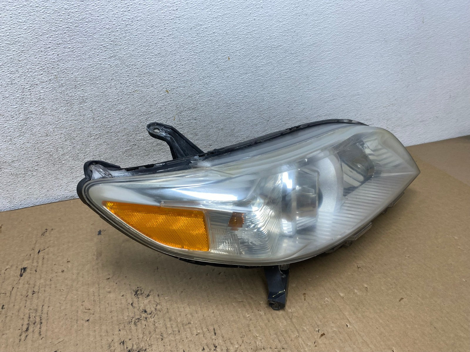 2011-2014 Toyota Sienna Right Passenger RH Halogen Headlight AG2116 LK2