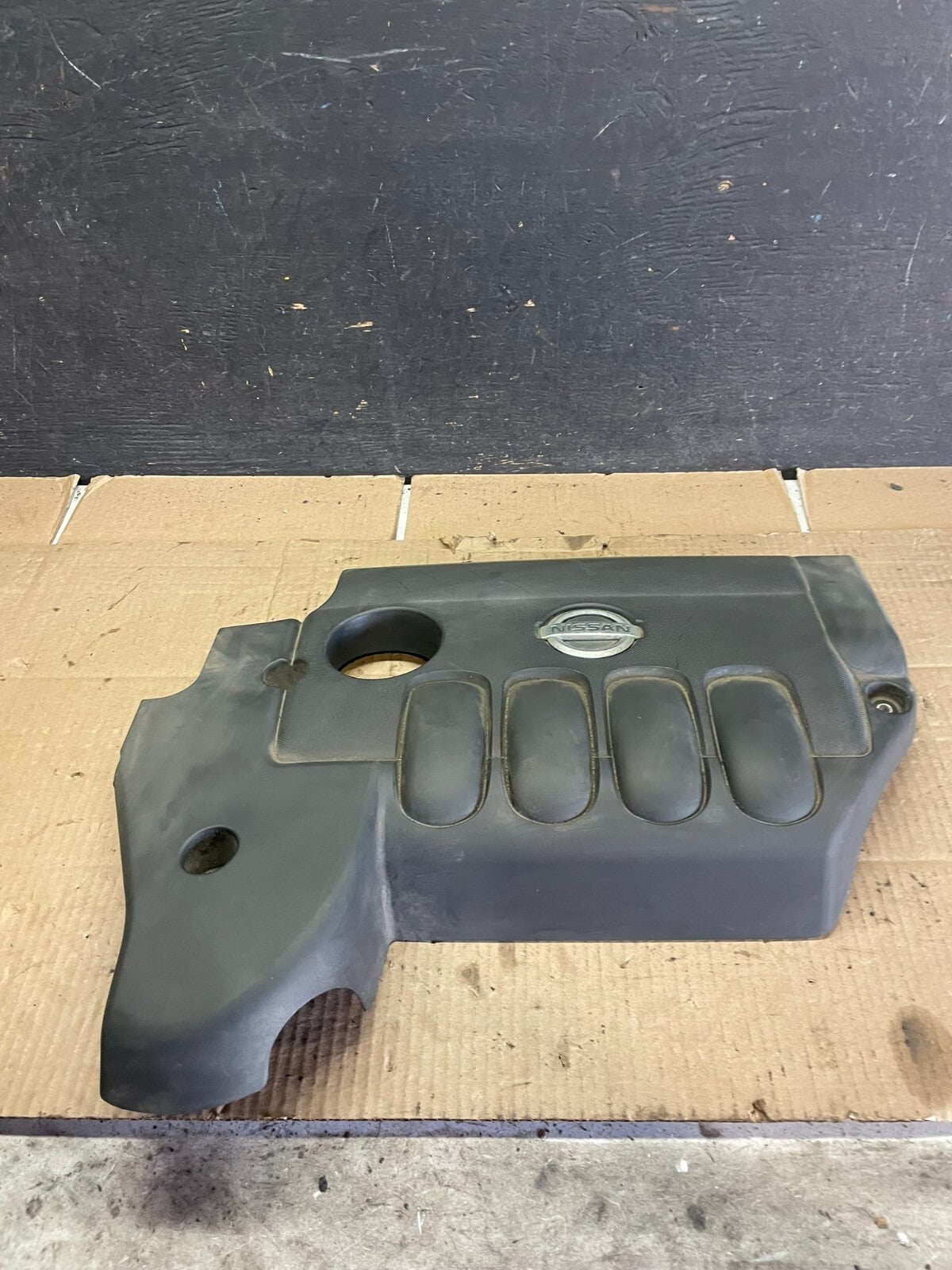 2007 to 2013 Nissan Altima 2.5 L Engine Cover M2732 DG0