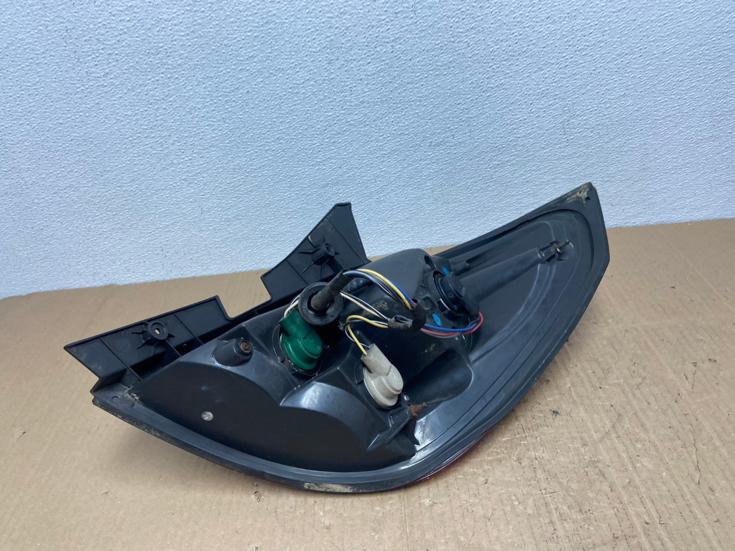 2008 2009 2010 Saturn Vue Left Driver Lh Tail Light Side Oem AB8385 LK5