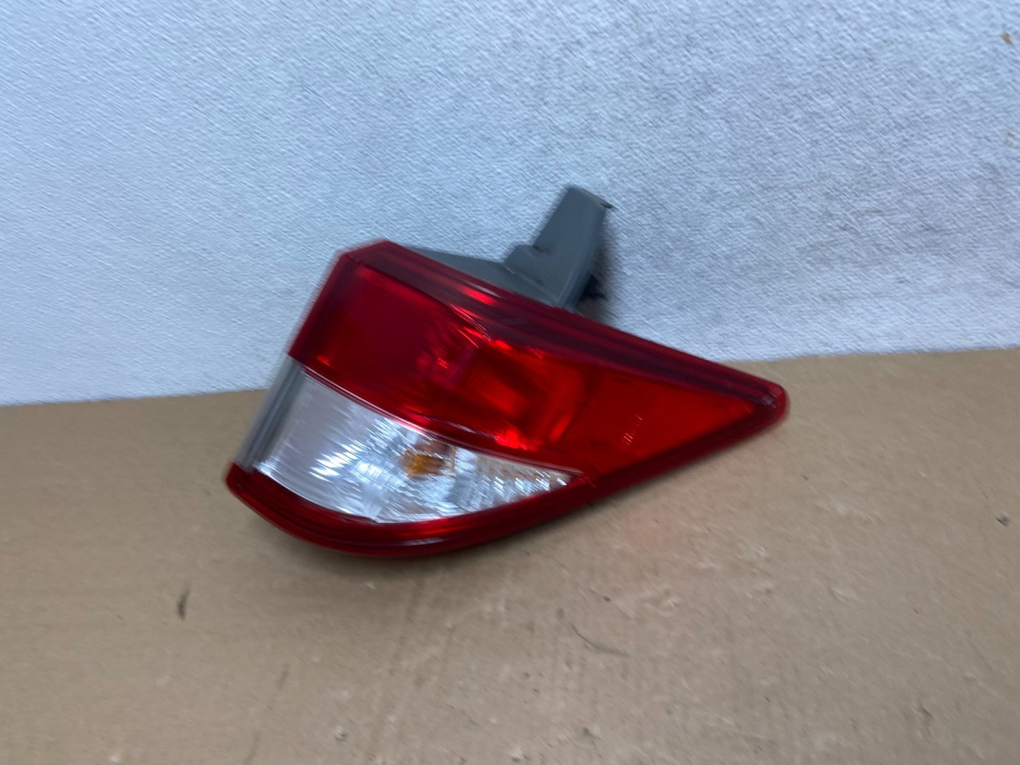 2011 to 2017 Nissan Quest Passenger Right Side Tail Light AF99671