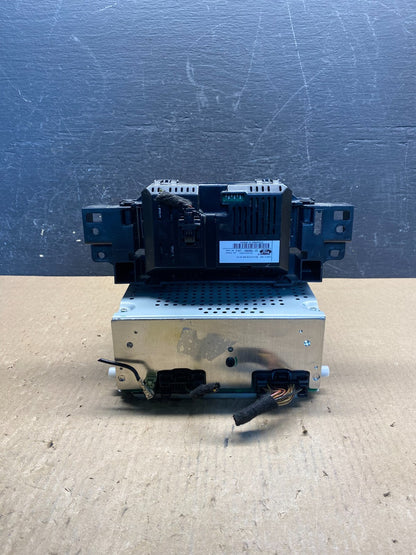 2015 to 2018 Ford Focus Fusion Radio Screen Receiver AM FM AG1899 DG3