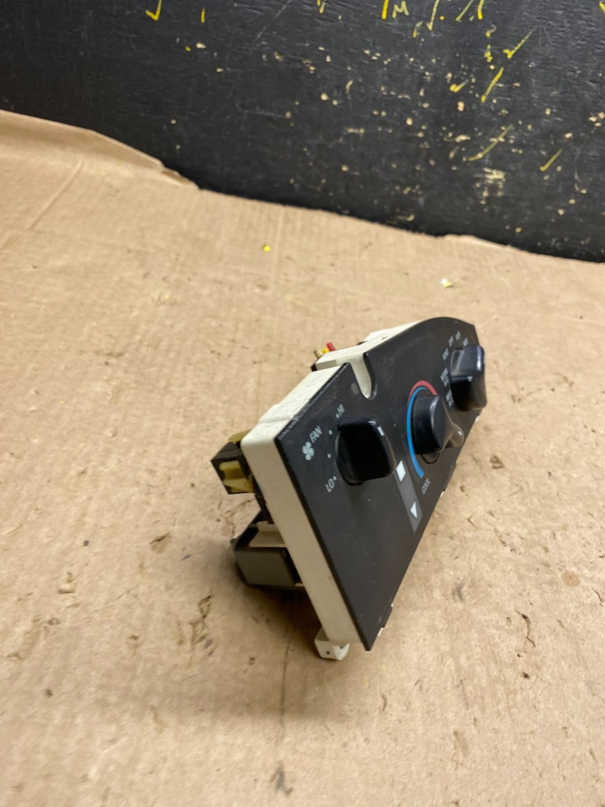 1997-2014 Ford Van Econoline E150 E250 Heater Climate Fan Control z1700 DG1