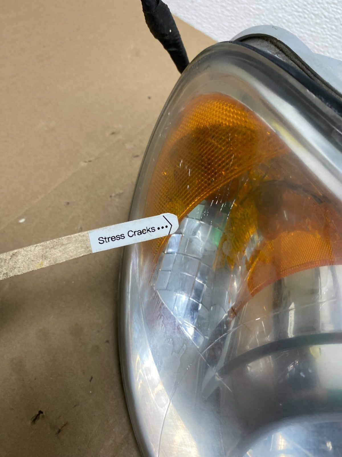 2002 to 2005 Kia Sedona Right Passenger RH Side Headlight DEPO AB6974 DW4
