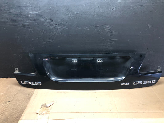 2007 to 2011 Lexus GS350 Trunk License Plate Trim Panel Cover 76801-30140 D92540