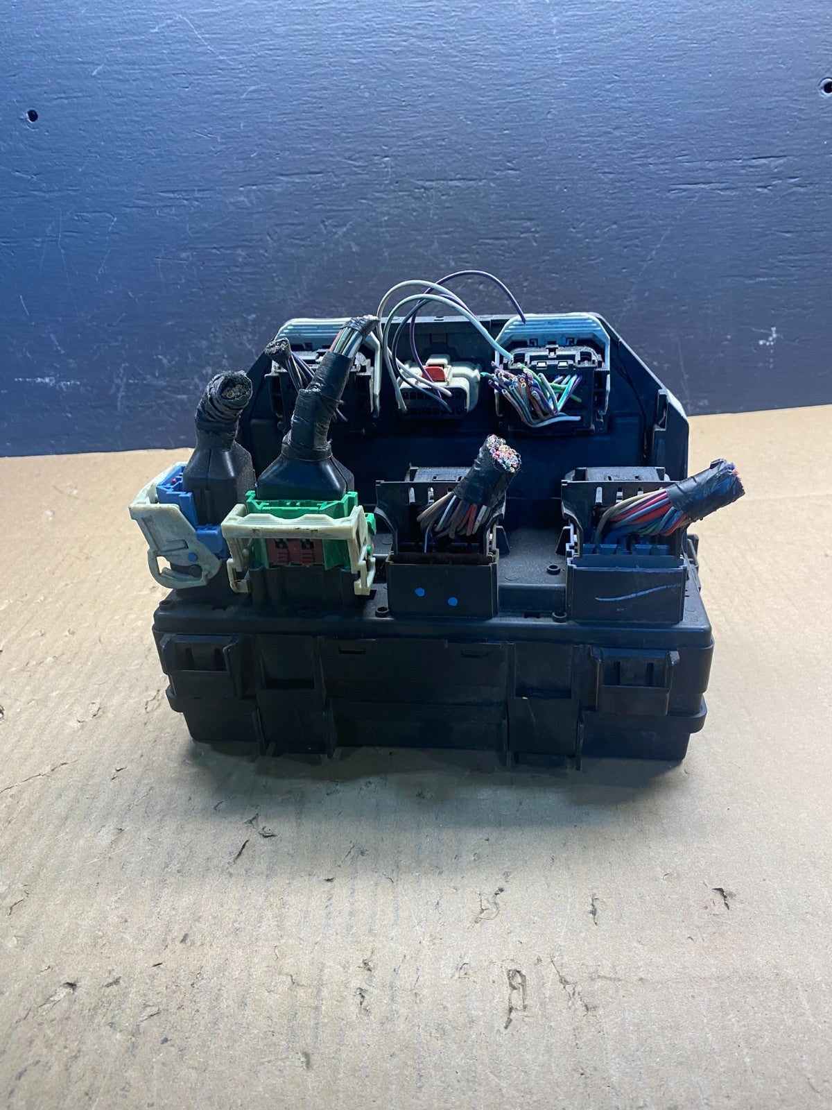 2009 2010 Liberty Nitro TIPM Power Integrated Fuse Box Module AC2645 DW1