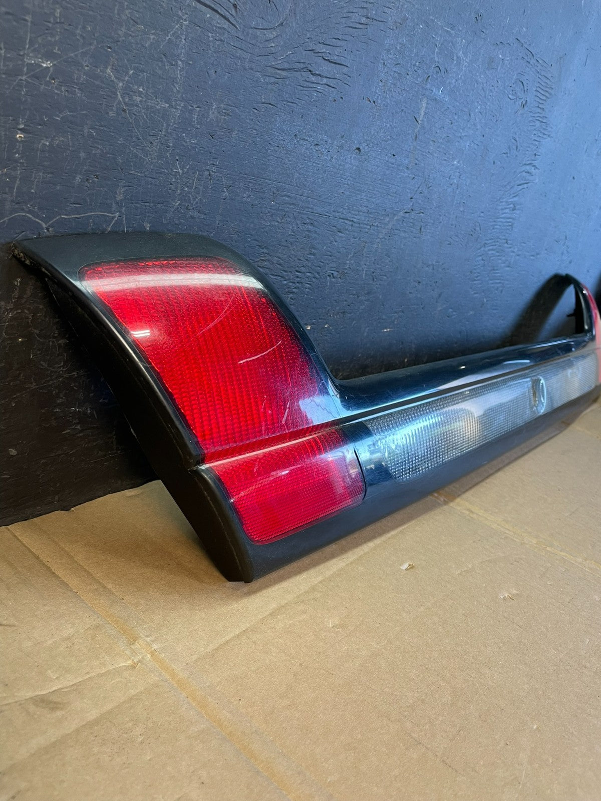 1995 to 2001 Chevrolet Lumina Rear Center Panel Tail Light ac5353 DG1