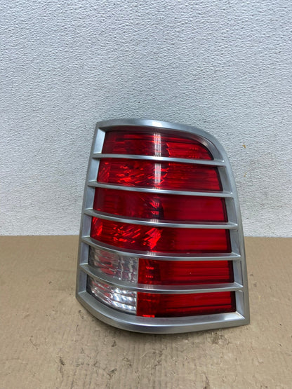 2002 2003 2004 2005 Mercury Mountaineer Right Passenger Tail Light AF2841 LK0