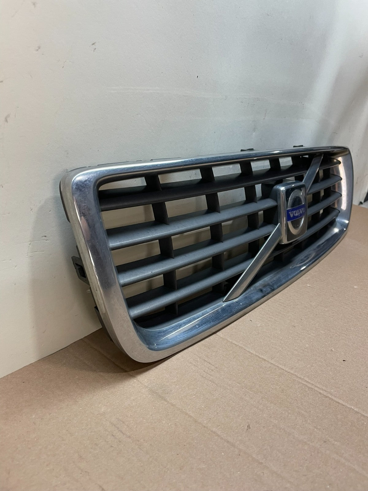 2007 2008 2009 Volvo S80 Front Upper Grill Grille AI8628 DG2