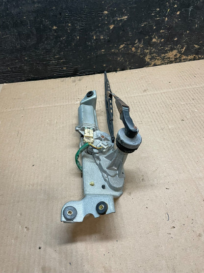 2000 to 2004 Subaru Legacy Wagon Rear  Windshield Wiper Motor W5949 PS3
