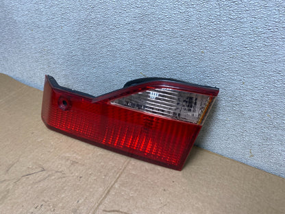 1998 to 2000 Honda Accord Right Passenger Side Inner Tail Light OEM V1146 DW1