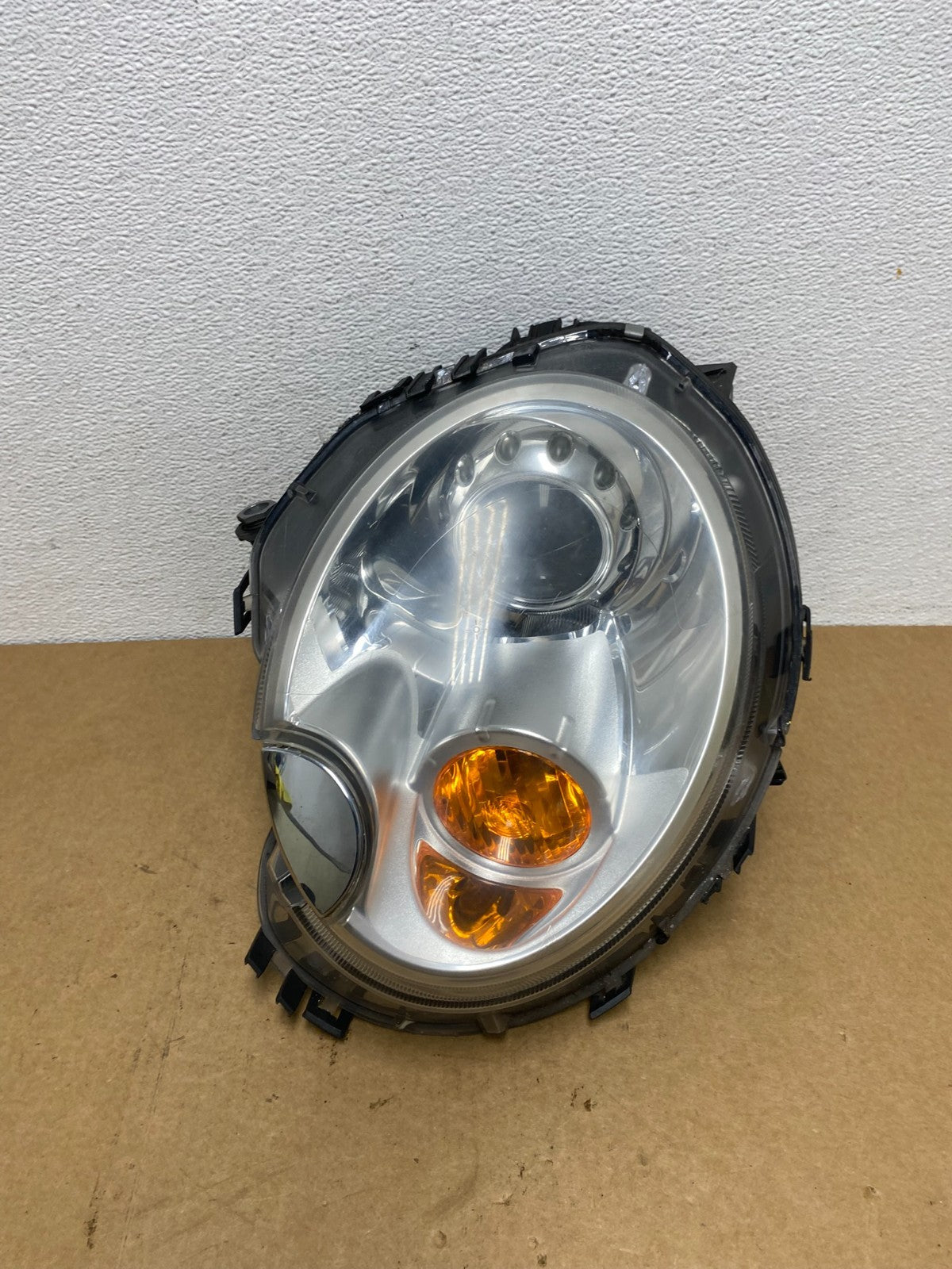 2007 to 2013 Mini Cooper Left Driver Side Headlight Xenon HID OEM AC1732 DW0