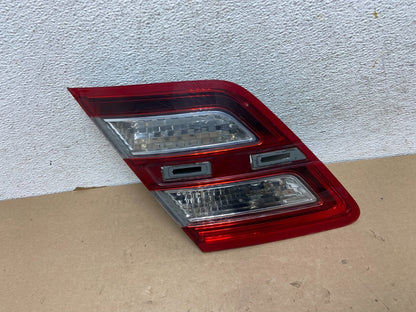 2013 to 2018 Ford Taurus Left Driver Lh Side Tail Light Inner AG40740