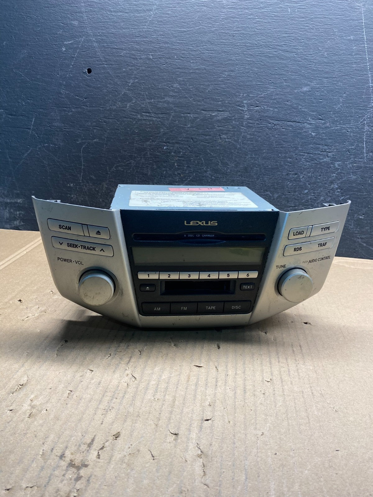 2004 2005 2006 Lexus RX330 Radio Casette AM-FM CD Player AE7936 DG0