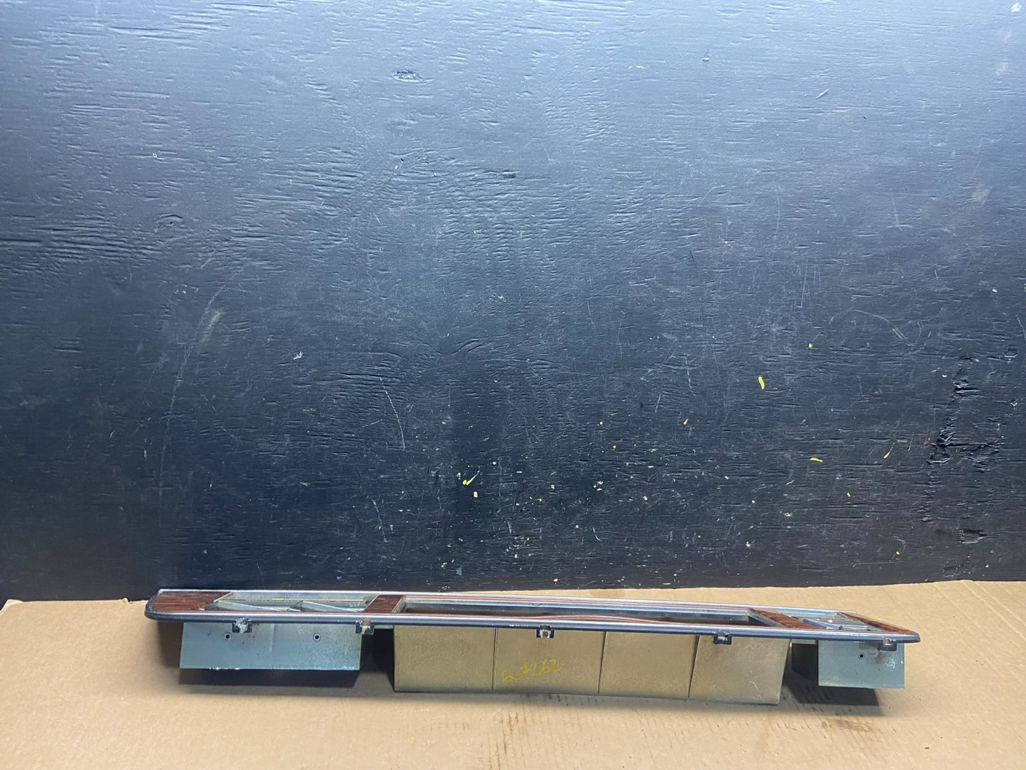 1991-1993 OEM Chrysler New Yorker Speedometer Instrument Cluster Bezel Q7262 DG5