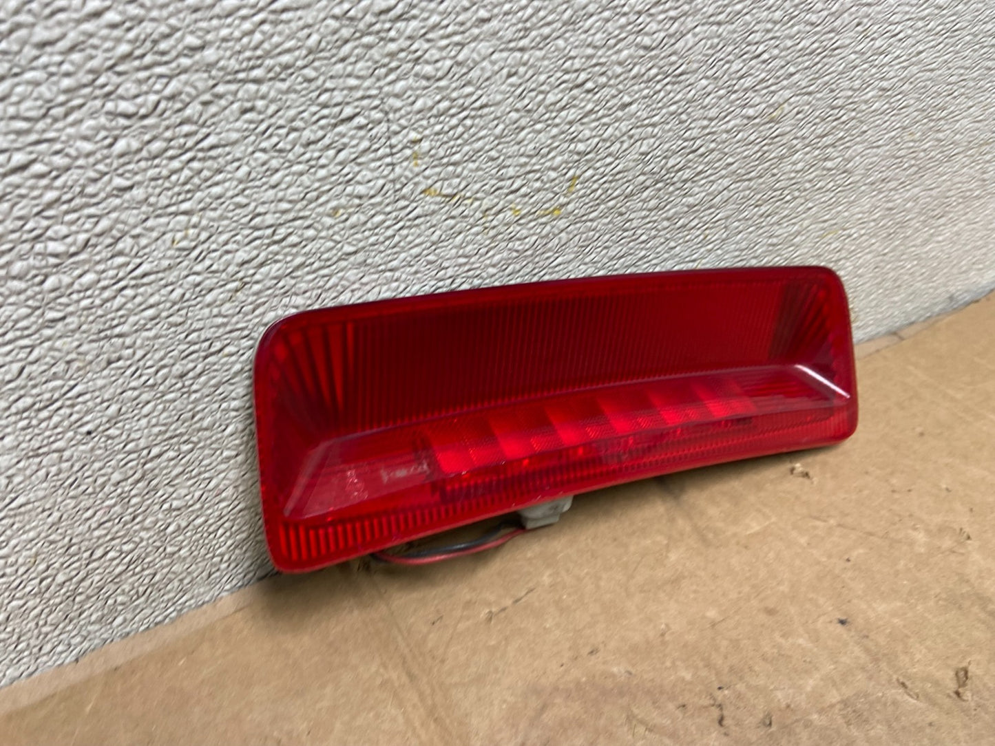 2012-2014 Ford Edge Lincoln MKX BB53-13A613-A 3rd Third Brake Light  AA26982