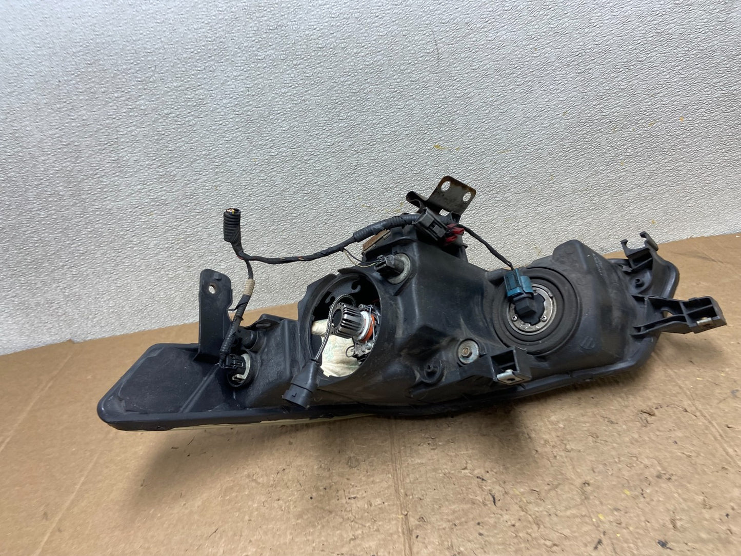 2007 to 2008 Acura TL Headlight Right Passenger Rh Side Xenon Hid AA5046 DW6