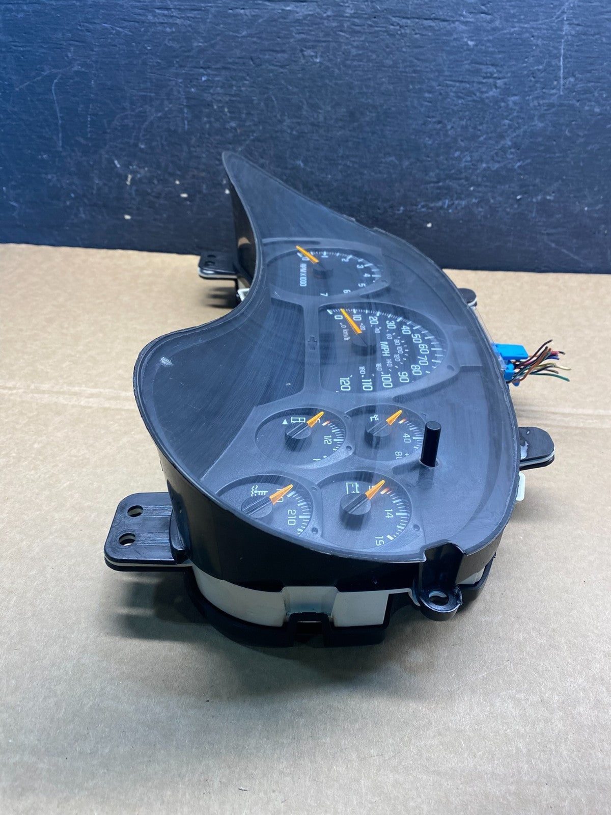 2002 to 2005 Chevrolet Trailblazer Speedometer Cluster Gauge af7857 DG2