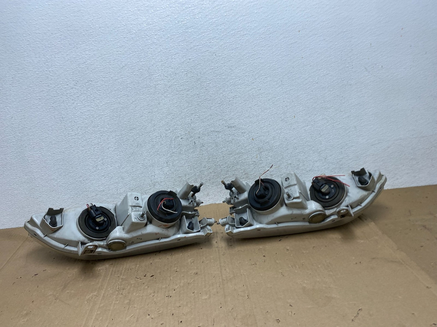 1997-2001 Lexus Es300 Left+Right Headlights Halogen AE9223 DW6