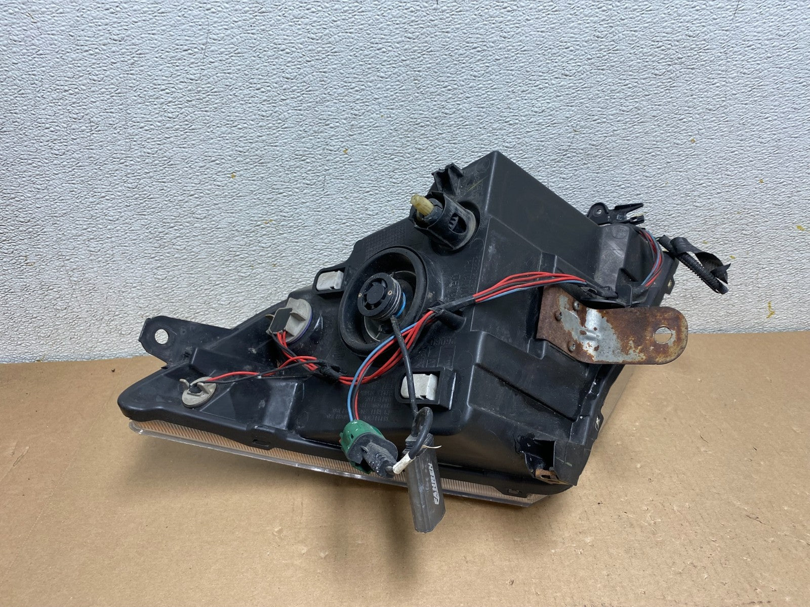 2010-2012 Nissan Sentra Halogen Left Driver LH Black Headlight P8149 DW11