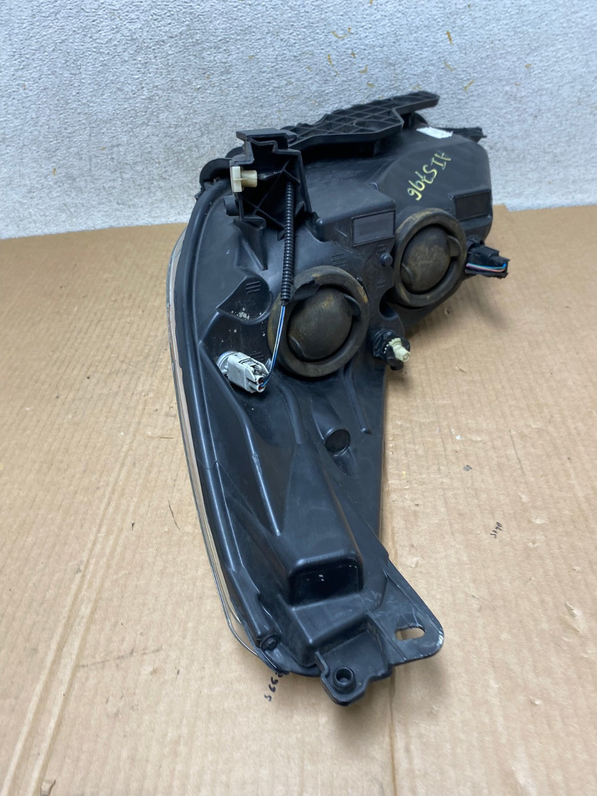 2013 - 2016 Ford Escape Headlight Right Passenger RH Side Halogen AI5796 LK8