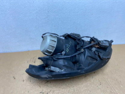 2004 2005 2006 Nissan Maxima Right Passenger Side Headlight Xenon HID AC8261 DW5