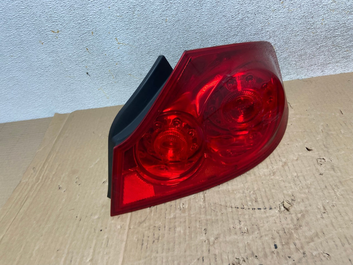 2007 to 2013 Infiniti G35 G37 Sedan Right Passenger Rh Tail Light DEPO AI1290 LK2