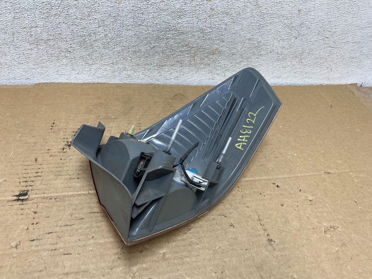 2008 2009 2010 2011 Ford Focus Sedan Left Driver Lh Side Tail Light AH8122 DW5
