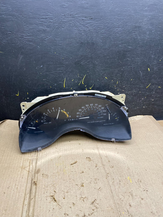 1995 to 1996  Buick Regal Dash Speedometer Cluster Gauge Oem X6059 DG0