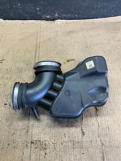 2020 to 2022 Ford Explorer OEM Air Right Intake Cleaner Inlet OEM p0886 DG5