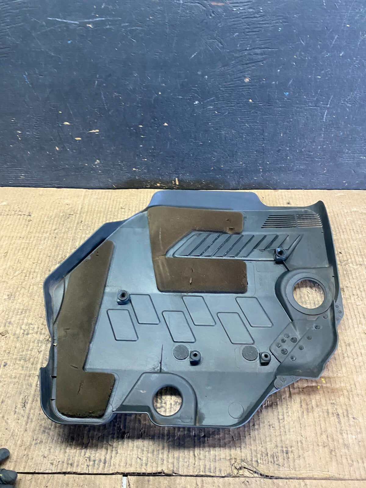 2007 to 2008  Saturn Aura 3.5L Engine Motor Cover N1986 PS5