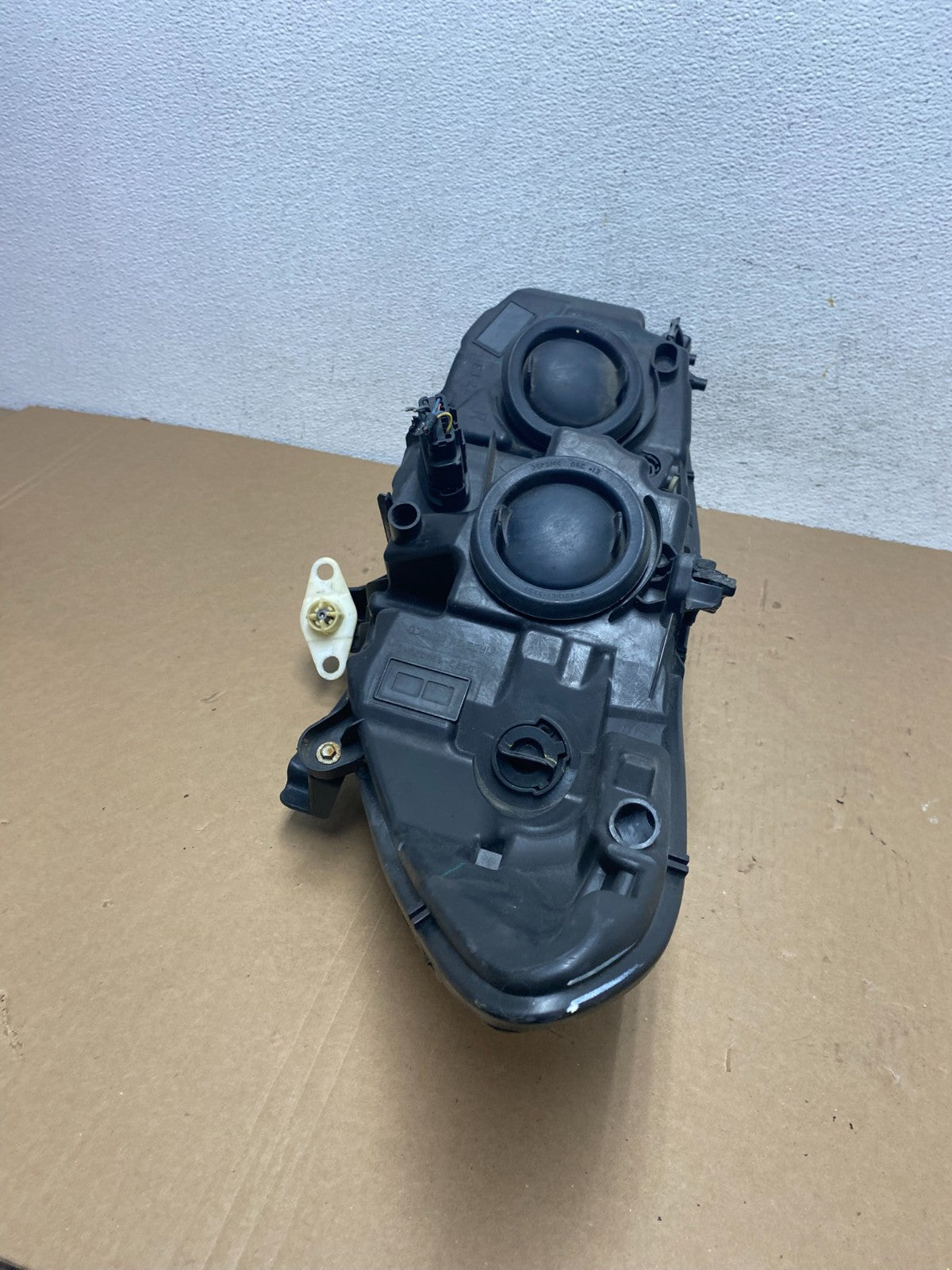 2013 to 2016 Ford Fusion Right Passenger Rh Side Headlight AD7884 DW6