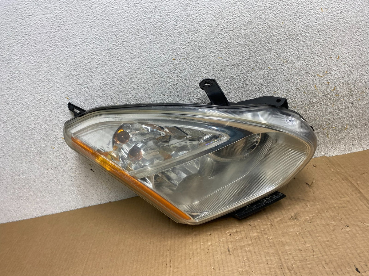 2009-2013 Nissan Rogue Right Passenger Halogen Headlight AI6513 DW0