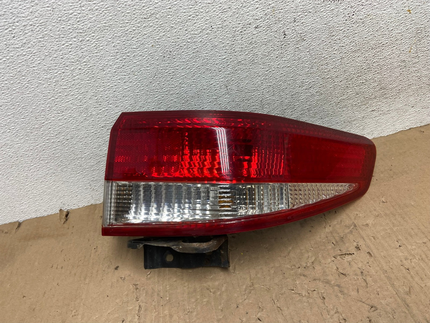 2003 to 2004 Honda Accord Sedan Right Passenger Rh Side Tail light AE9322 LK0