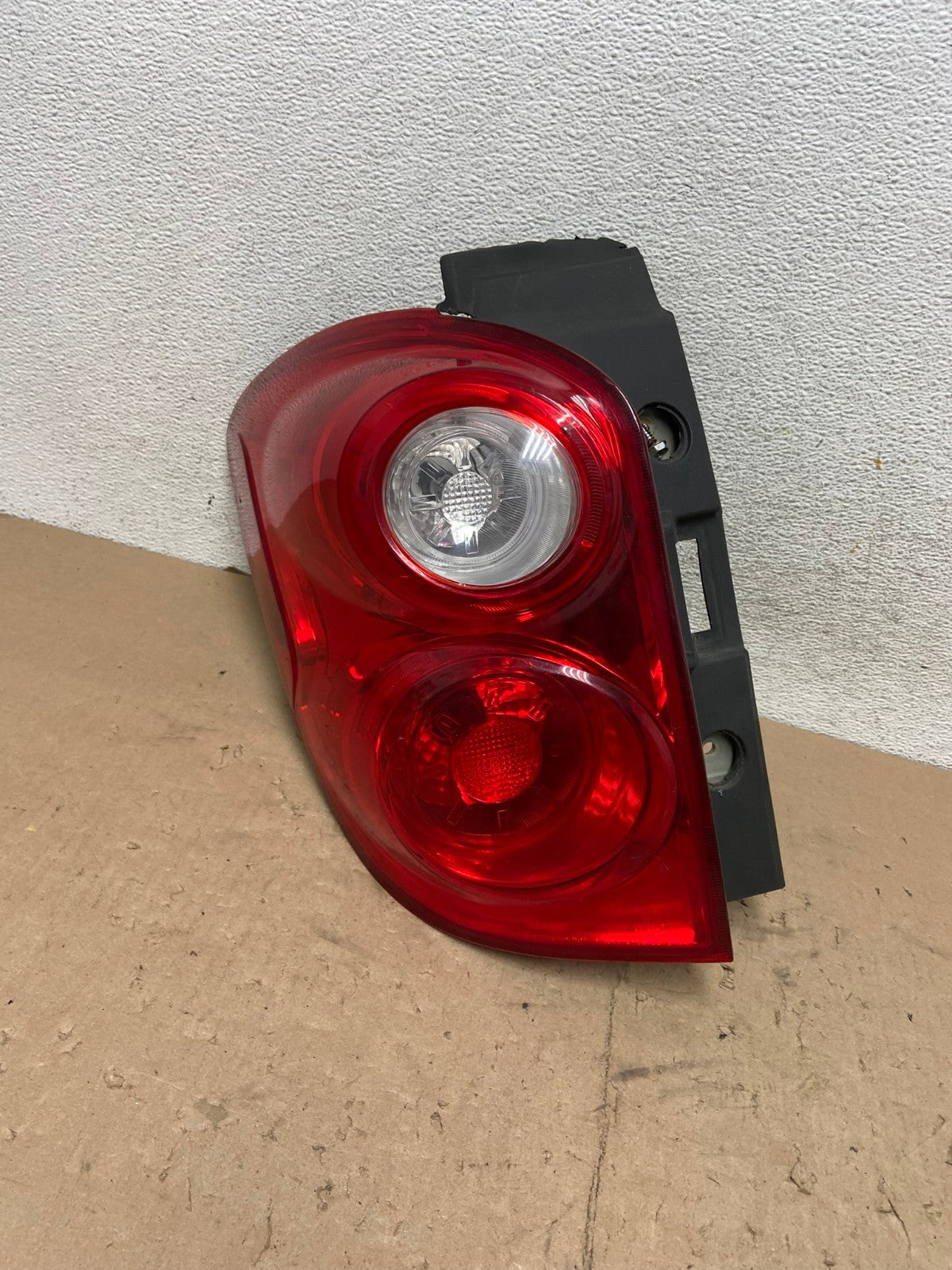 2010 to 2015 Chevrolet Equinox Left Driver Lh Side Tail Light AG5620 LK0
