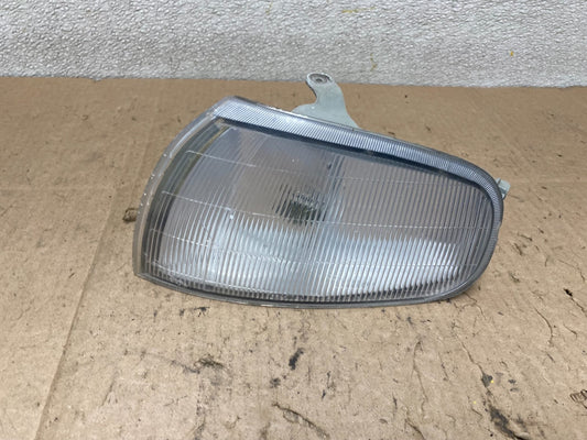 1992 to 1994 Toyota Camry Left Driver LH Side Turn Signal Oem W0971 DW0