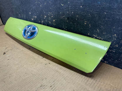 2012 2013 2014 Toyota Prius V Trunk Lid Liftgate Garnish Trim Panel OE AA5899 DG2