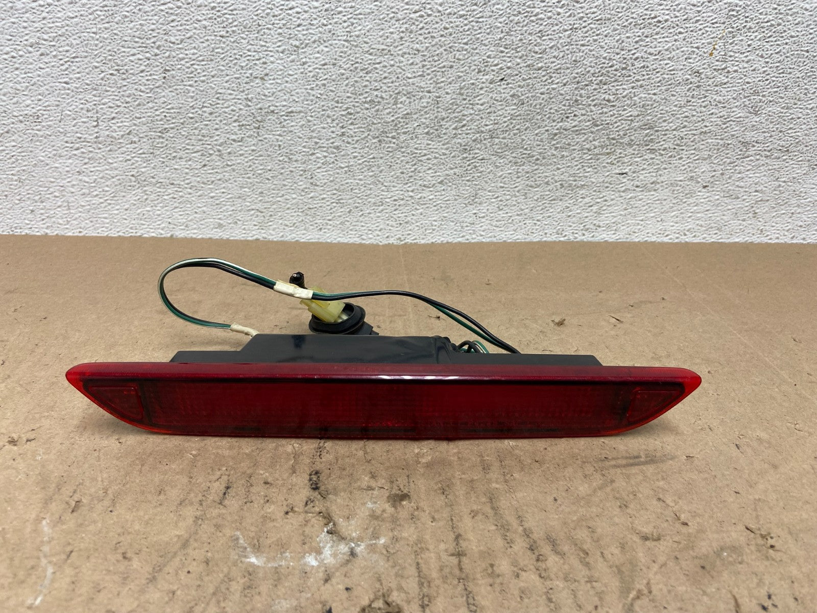 2005 to 2010 Honda Odyssey 3RD Brake Tail Light AE6478 DG0