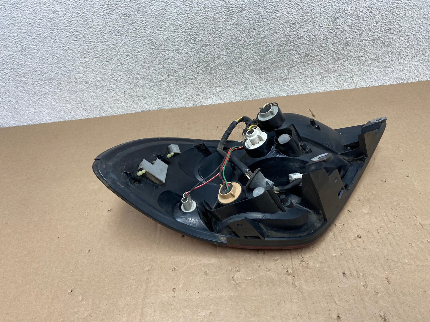 2002 to 2003 Subaru Impreza Wagon Left Driver LH Tail Light AG6766 LK8
