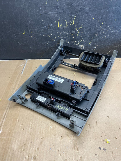 2008 to 2012 Jeep Liberty Dash Climate Temperature Control Radio Bezel AB2059 DG4