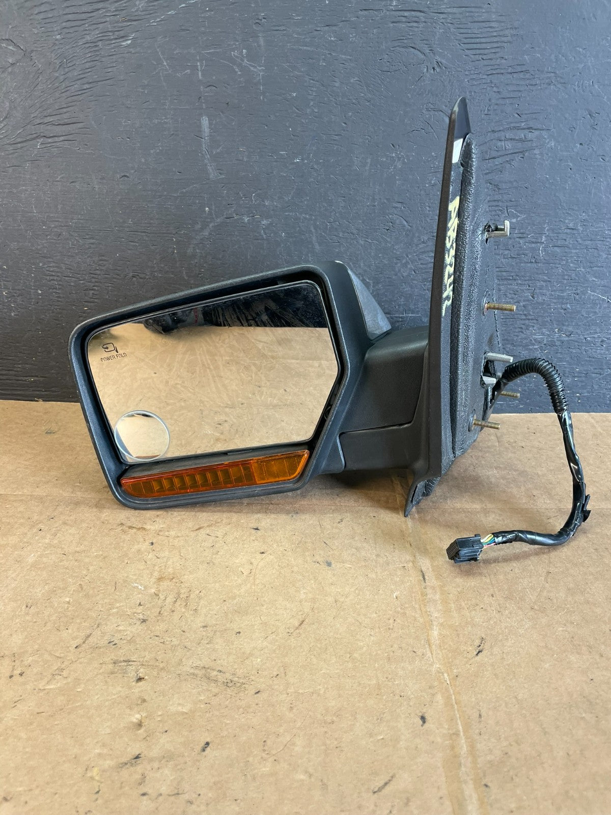 2007 to 2014 Lincoln Navigator Left Driver Door Mirror AE1032 DW8