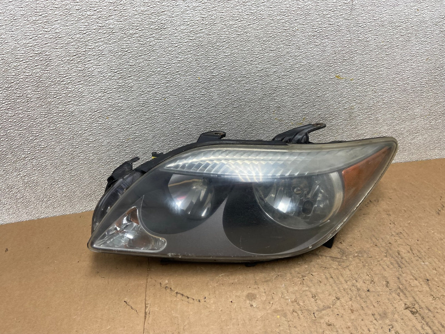 2005 2006 2007 Scion Tc Left Driver LH Side Halogen Headlight AD1176 DW0