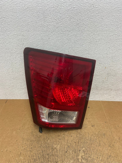 2007 2008 2009 2010 Jeep Grand Cherokee Left Driver Lh Tail Light AE2829 LK0